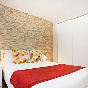 https://holidays2malaga-capulino-2-bedroom-huelin-area-300-mts.es-andalucia.com